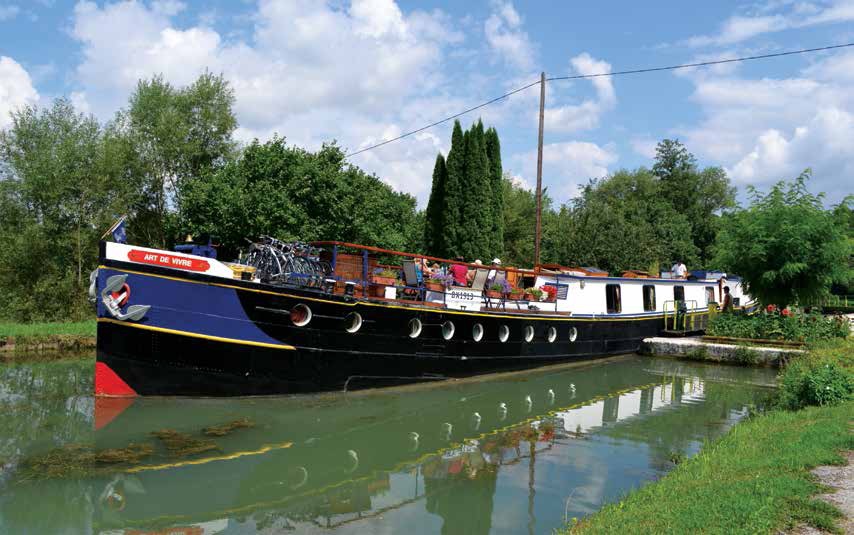 El Art de Vivre es una Gabarra reconvertida en un lujoso y acogedor Barco-Hotel... un buque encantador para un viaje extraordinario! CRUCEROS FLUVIALES FRANCIA L ART DE VIVRE CANAL NIVERNAIS OFERTA DESCUENTOS EUROPEAN WATERWAYS CRUCERO DE LUJO CANALES DE FRANCIA BORGOÑA BOURGOGNE HOTEL BARGE ART DE VIVRE